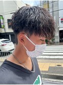 スパイラルパーマ/ツイストパーマ/メンズ/センターパート/波巻き