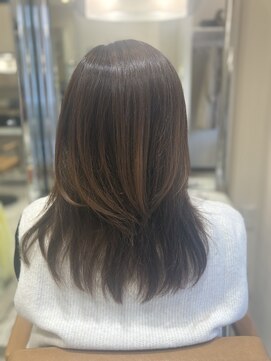 トウロウ 川口店(TOU/ROU) 大人ショート 白髪ぼかし 脱白髪染め ハイライト30代40 代