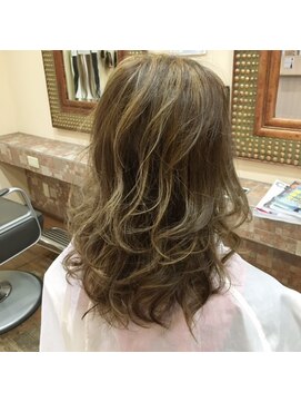 ドゥアージュ(Deux Age) 外国人風カラー 「ミントアッシュ×ハイライト」