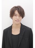 ラフなメンズミディアムパーマスタイル