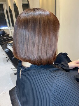 ヴァルーズ 反町(Vareuse) ボブ×暖色系カラー