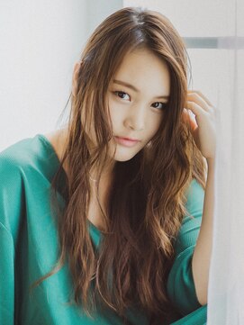 ヘアアンドスパ モーブ 世田谷(hair&SPA Mauve) デジタルパーマ重めスタイルセンターパートベージュカラーロング