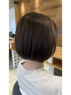 ストーリアエフ カミトザッカ(storia.f kami to zakka) アイロンしたくない方におススメ!!大人ナチュラルボブ