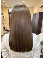 シオ ヘアー デザイン(Sio. hair design)&nbsp;リンゴ幹細胞トリートメントの仕上がり