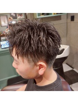フレッシュネスバーバーショップ(FRESHNESS BARBER shop) ツーブロック(ショート)