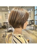 大人綺麗な小顔襟足スッキリショートボブ　30代40代50代