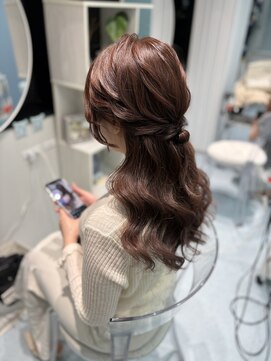 ワンス バイ エメ(ONCE by am'e) ハーフアップ