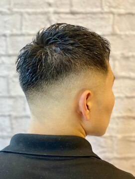 銀座マツナガ 新宿野村ビル店 フェードカットスタイル