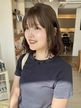 ビーチ(BEACH) ブリーチなしオリーブベージュロングボブ