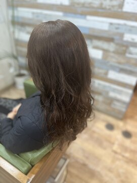 高濃度水素ヴァリジョアカラー×明るめベージュカラー