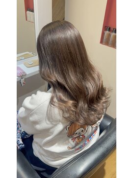 アヴァンス 天王寺店(AVANCE.) 【ロングヘア】×【ナチュラルブラウン】