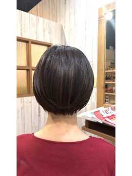 ミクロ ヘアーデザイナーズ(396 Hair Designers) ショートボブ