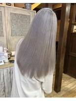 モアムー(Moremuu) 【りえ】シルバーカラー