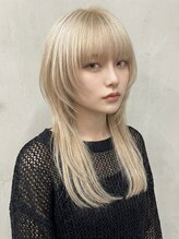 ピチカート 原宿(pizzicato)&nbsp;ミディアムウルフ/ホワイトベージュ/ブリーチ/ブリーチカラー