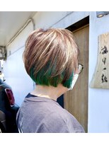 麻生一輪 大人ショートボブ×デザインラー×インナーカラー