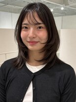 ルーム(room)&nbsp;動きのあるナチュラルレイヤーカット