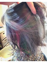 ビヨンドイー(beyond E)&nbsp;グレージュ×インナーユニコーンカラー