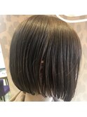 切りっぱなしの重ためボブ