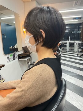 アフロディーテギンザ 神保町(APHRODITE GINZA) カール/セミディ/シアーカラー/姫カット［御茶ノ水/神保町］