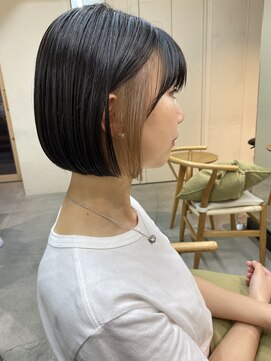 ミィ 浦和(mee) 【mee.】ユウ　ボブ　インナー　前髪　ブリーチ