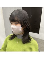 エモ(emo.) モノトーングレー × くびれミディ