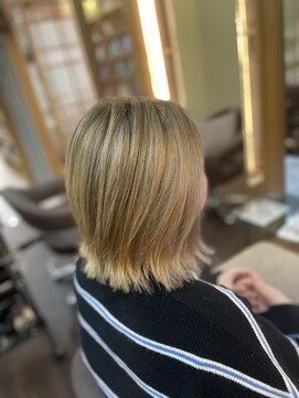 アパルトメント ジェシカ(l'appartement de Jessica) ベージュ~ハイライトを添えて~