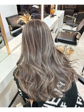 ブレンド 渋谷(BLend) ハイライトブルージュマチルダボブインナーグレージュ