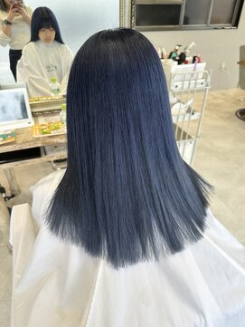 ヘアデザイン プティパ(Hair Design petit-pas) ネイビーブルーカラー！