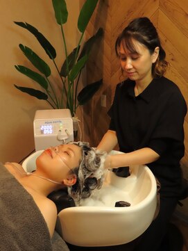 ヒール スパジオ(HEAL SPAZIO) 頭浸浴/ヘッドスパ