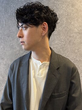 シック(chic.) フェザーパーマ×ブルーブラック　2