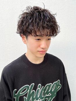 トップヘアーテラス(TOPHAIR TERRACE)の写真/【男性限定 カット＋パーマクーポンあり！】髪質やクセを見極めてあなたらしさを引き出します◎