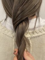 エイチ 梅田(H)&nbsp;デジタルパーマウルフカットショートボブセミロング前下がりボブ