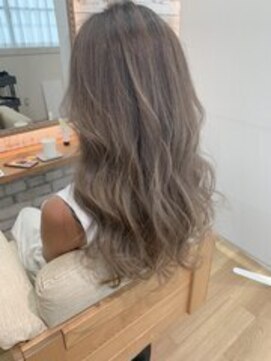 ロビー(LOBBY) 立体感◎プラチナベージュ