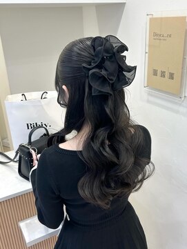 ディティカレスト(Dityca rst) ハーフアップ