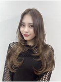 大人レイヤーカットアッシュベージュ簡単スタイリング