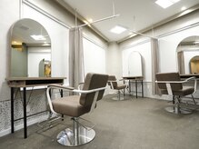 TELA HAIR 石岡店【テーラヘアー】【4月15日NEW OPEN（予定）】 の雰囲気（石岡駅より徒歩2分【石岡】※店内写真は系列店です。）