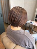ショートボブ