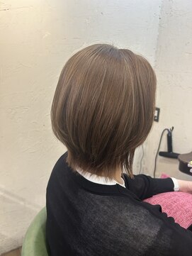 ベレッタ 枚方店(veretta.) 白髪ぼかしハイライト 担当:ばば