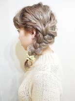 コンパス(COMPASS)&nbsp;ふんわり編み込みヘア