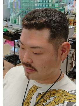 ヘアーサロン ヨシノ(HAIR SALON YOSHINO) アイロンパーマ×フェードカット