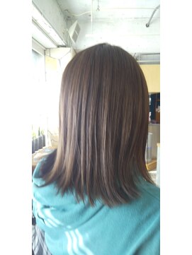 ロッヂ(LODGE) ナチュラル外はねスタイル