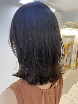 インビテーション(invitation) 大人可愛いくびれミディアム＊