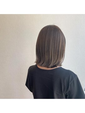 ムエベ(MUEBE) パツっとボブhair