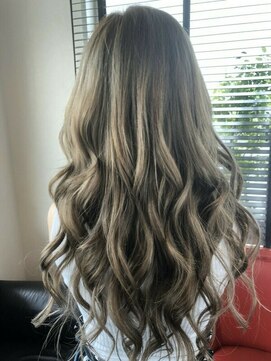 サファイア(SAPPHIRE) ギャルギャルボリュームヘア