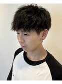 ドライな質感が◎ソフトツイストパーマ