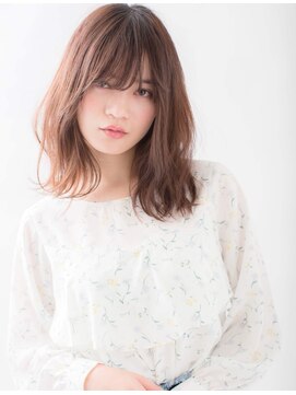 メゾンブラン アヴェダ(Maison Blanc AVEDA) くびれミディ ベージュカラー くびれレイヤー フェイスレイヤー