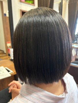 美容室ヒラトヤ 仙北店 黒髪暗髪☆美シルエットストレートボブ30代40代50代