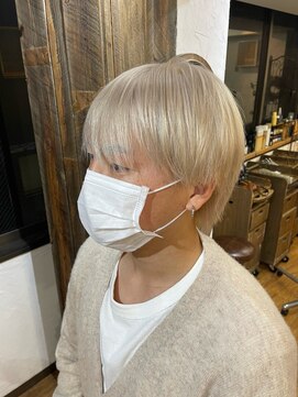 ワン エイティー ディグリース 恵比寿(180°One Eighty Degrees.) ハイトーンカラーミルクティーベージュブリーチダブルカラー
