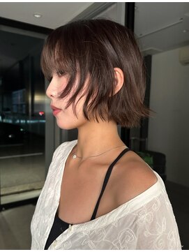 シアター(CIARTOR) ブラウンカラー×レイヤーボブ