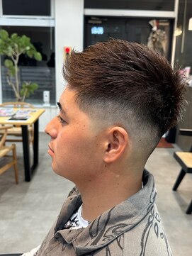 エトワールプラス 短髪フェード↓メンズ限定↓